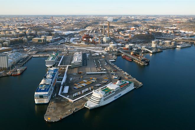 Värtahamnen port
